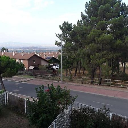 Duplex De Montana En Campo De Golf Apartment Sojuela Exterior photo