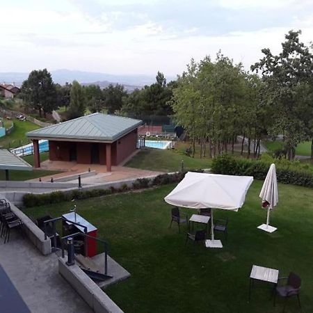 Duplex De Montana En Campo De Golf Apartment Sojuela Exterior photo