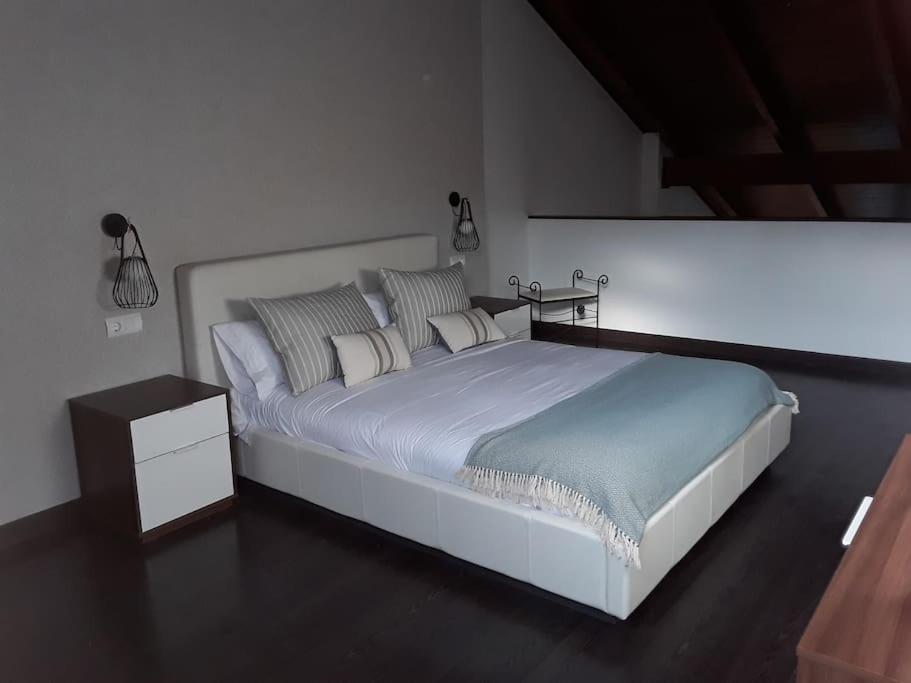 Duplex De Montana En Campo De Golf Apartment Sojuela Exterior photo