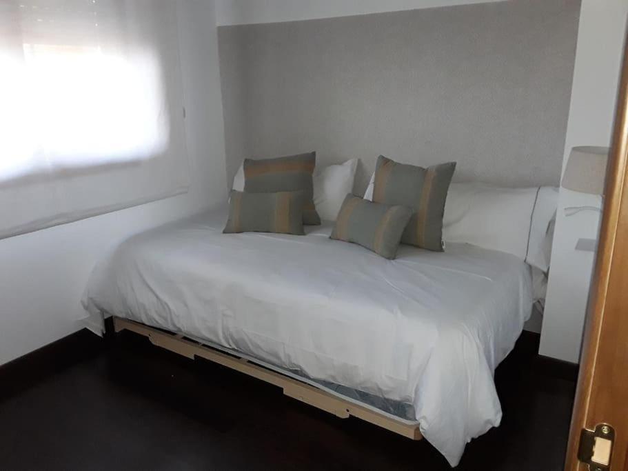 Duplex De Montana En Campo De Golf Apartment Sojuela Exterior photo